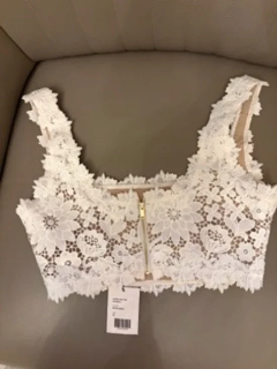 Generation Love / Elvira Lace Top - Picture 3 of 5